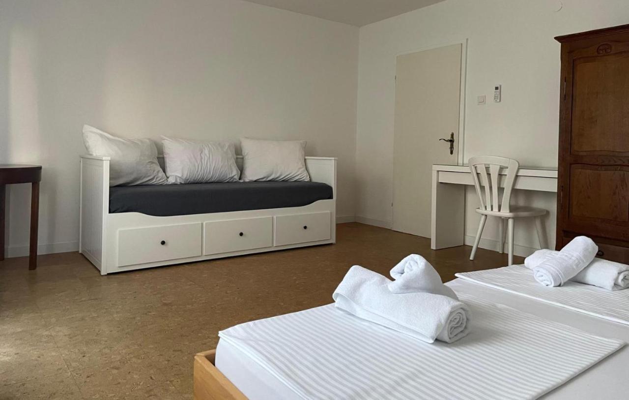 Sea Land 2 Apartment *